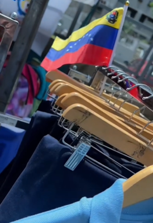 El @conglomeradoven dijo presente en la Feria Integral realizada en el Consejo Comunal Renacer (Caricuao) (Video)